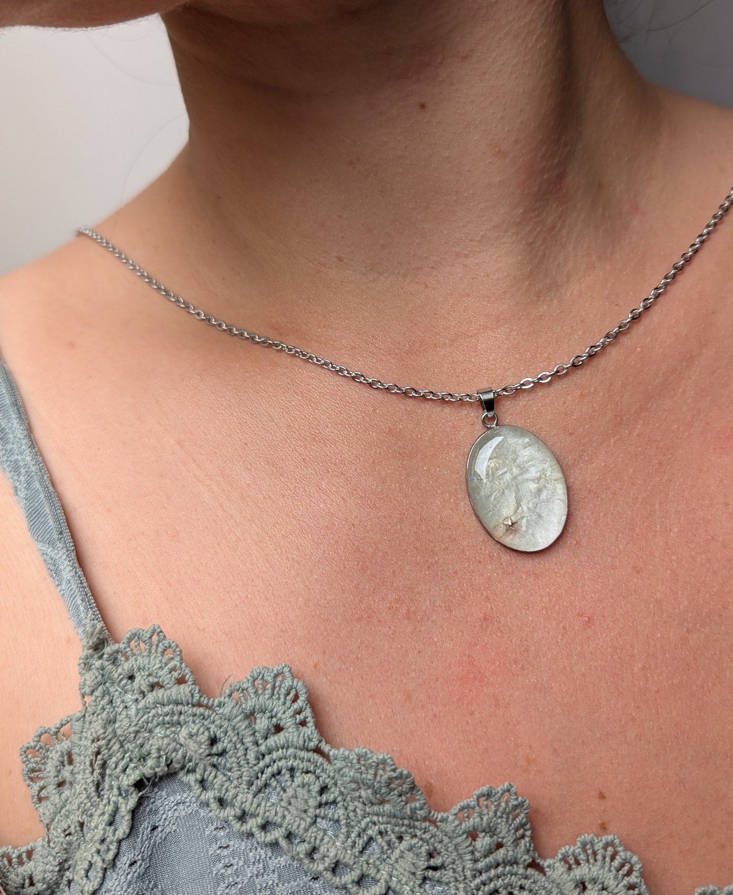 Collier Monnaie du pape & étoile