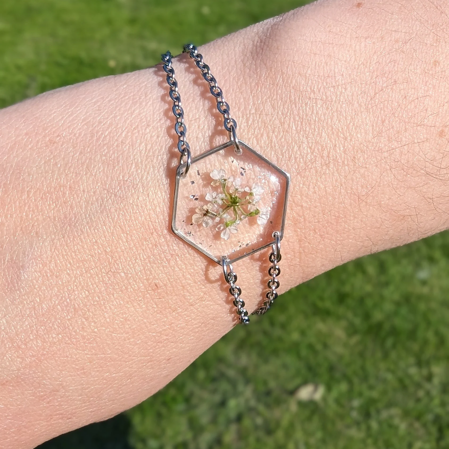 Bracelet transparent avec fleurs de Cerfeuil