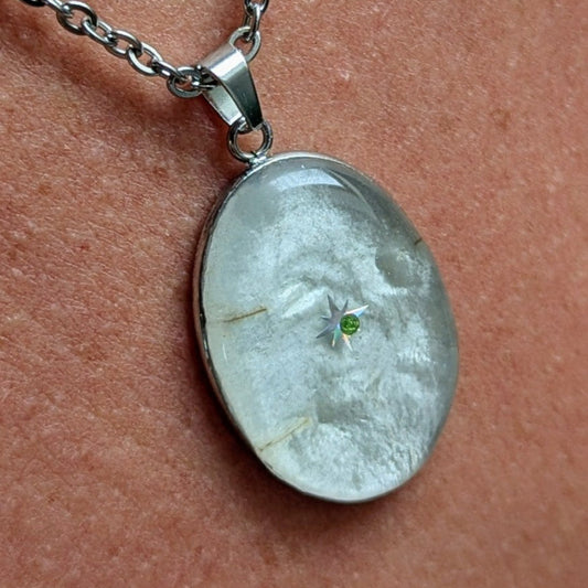 Collier Monnaie du pape & étoile verte